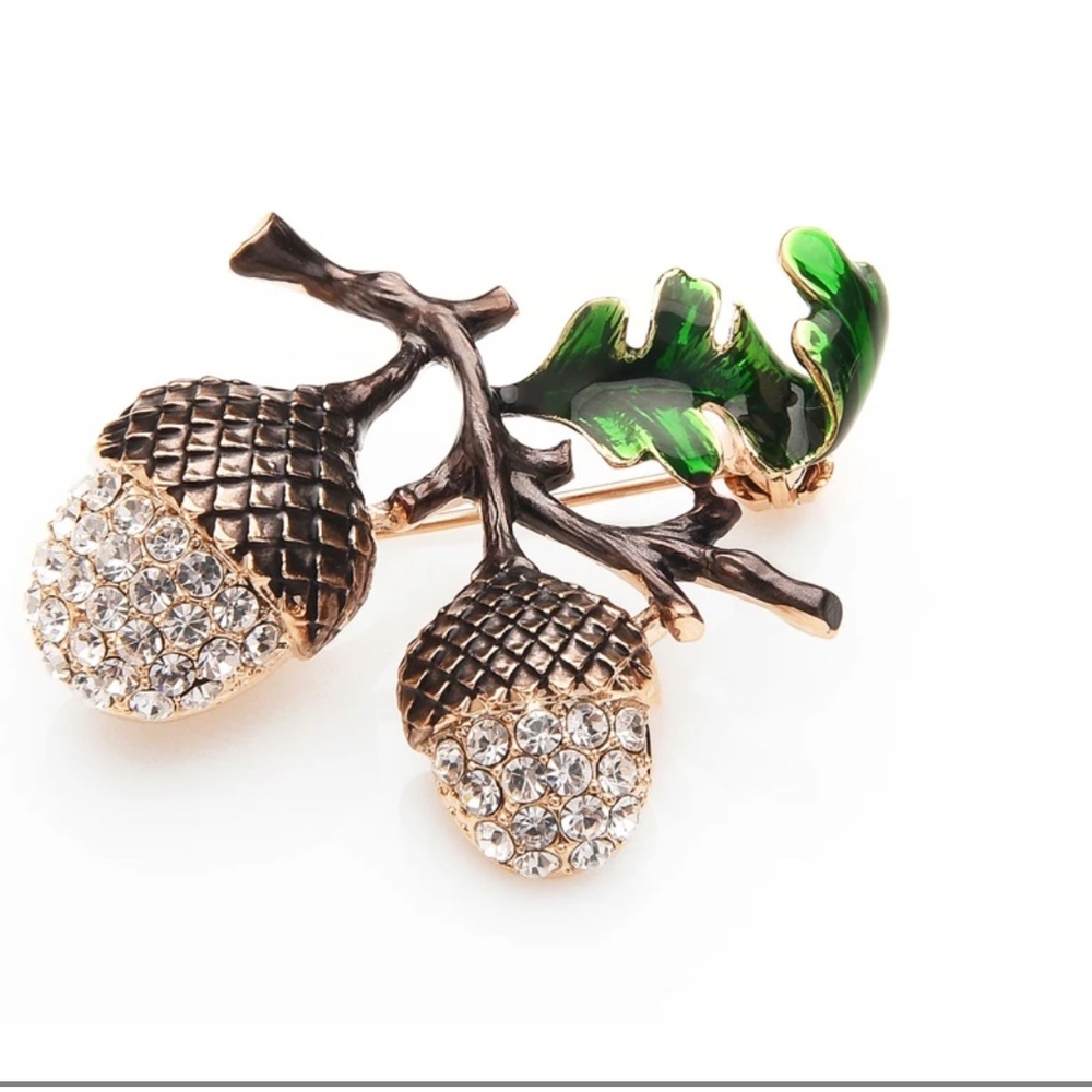 ❤️ ** 3.2*3.5CM Rhinestone Pine Tower Enamel Brooch**